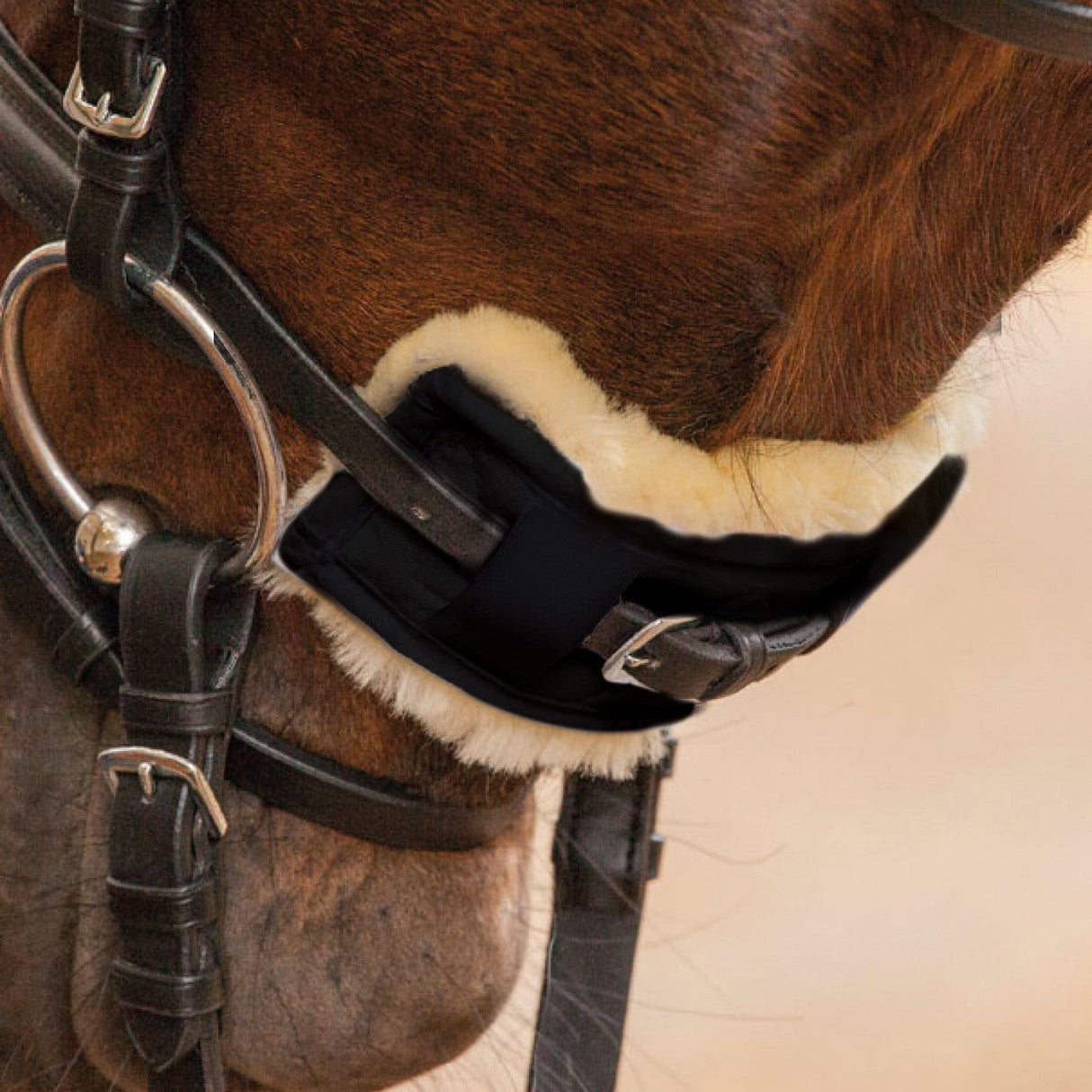 Waldhausen Lambskin Nose & Chin Protector