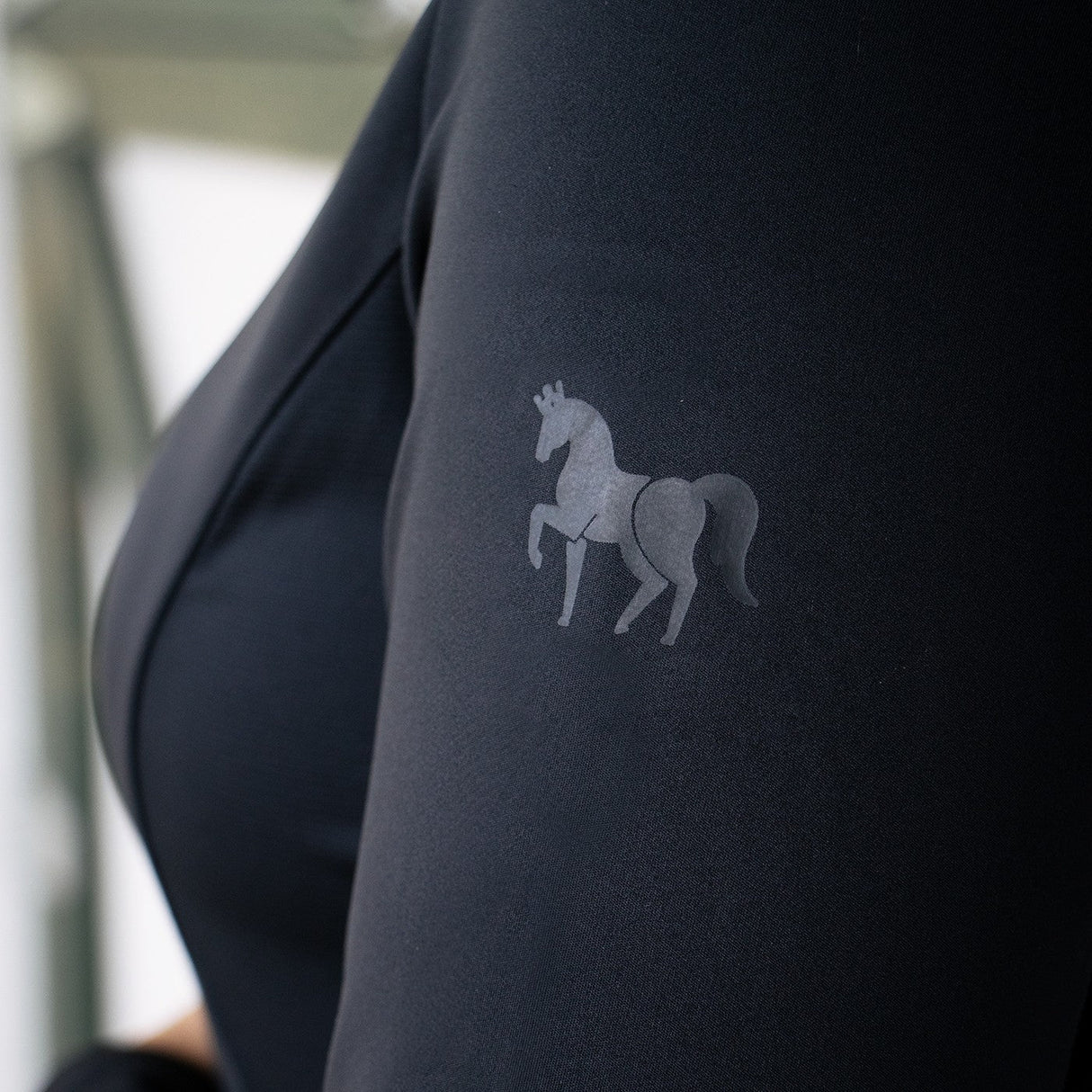 Nikara Technical Top