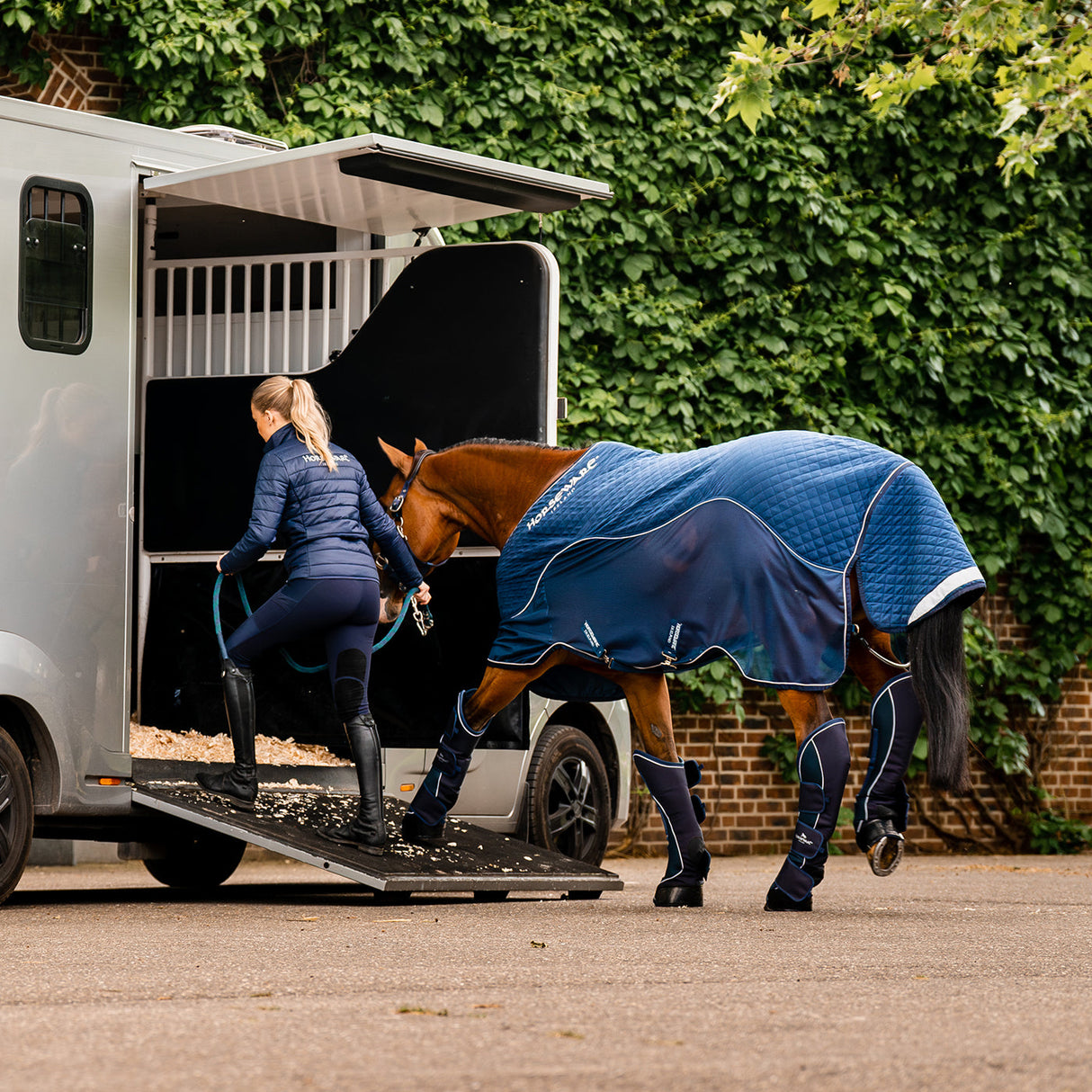 Horseware Signature Travel Series Cooler 50 g