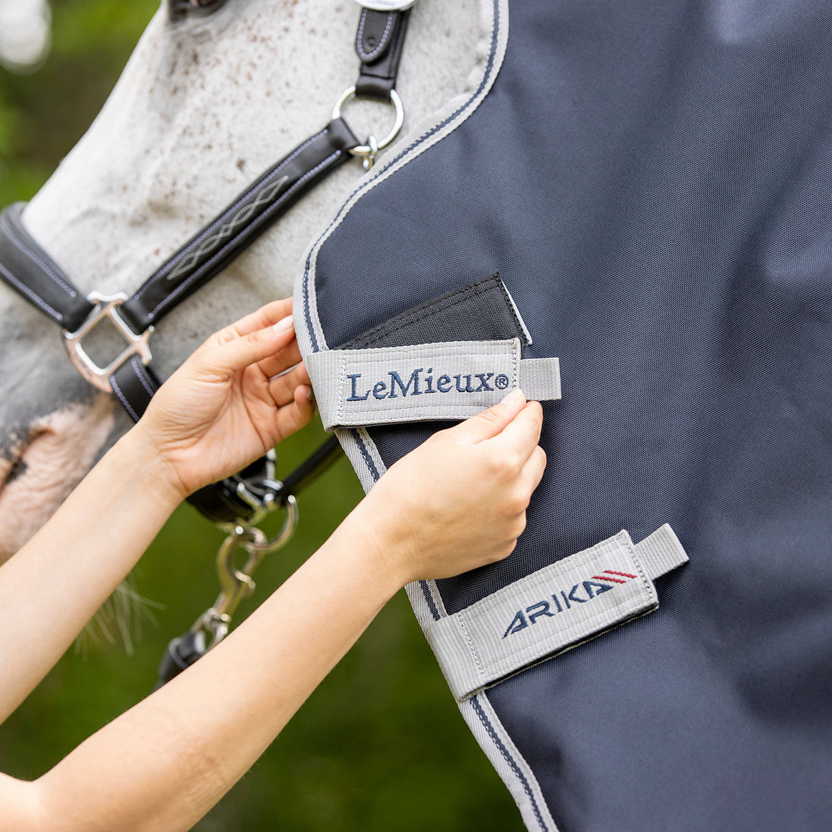 LeMieux Arika Featherweight Rainsheet 0 g