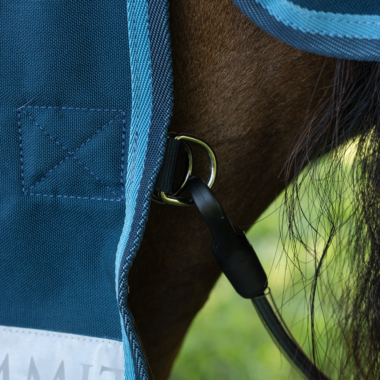 Summit Nova Rainsheet 0 g W/ 0 g Hood