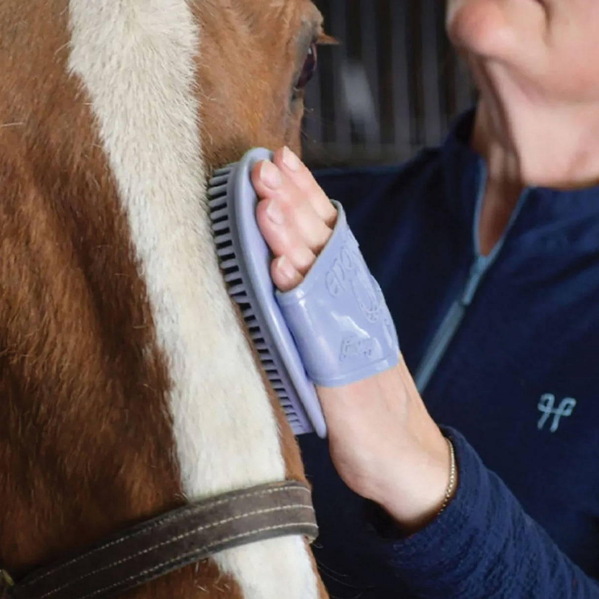 Epona Flexible Glossy Groomer