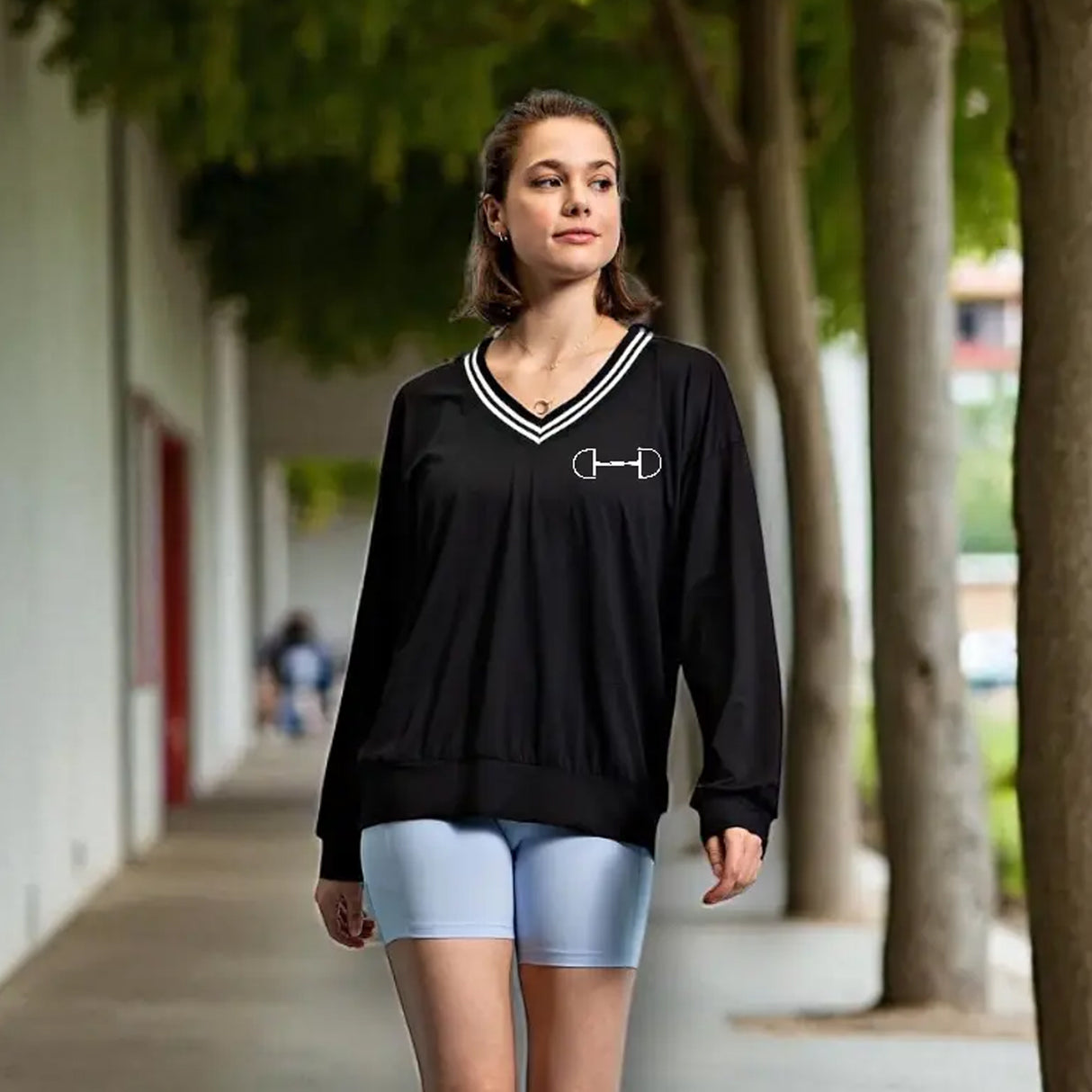 Equine & Design Charlotte V-Neck Pullover