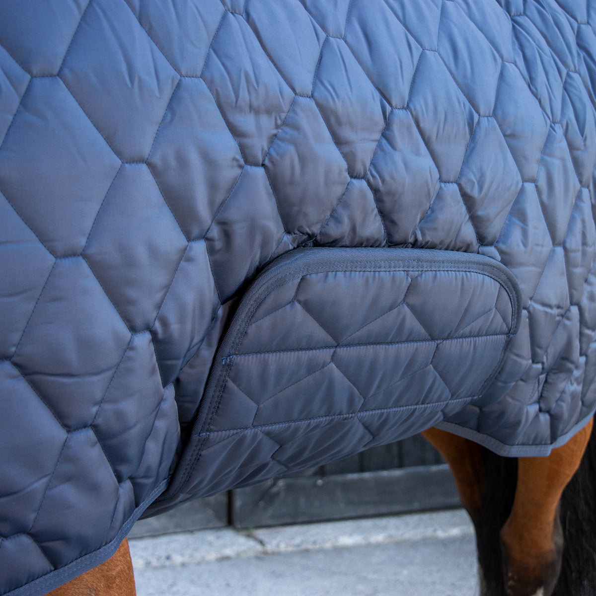 Shedrow Pagoda Quilted Stable Blanket 100 g