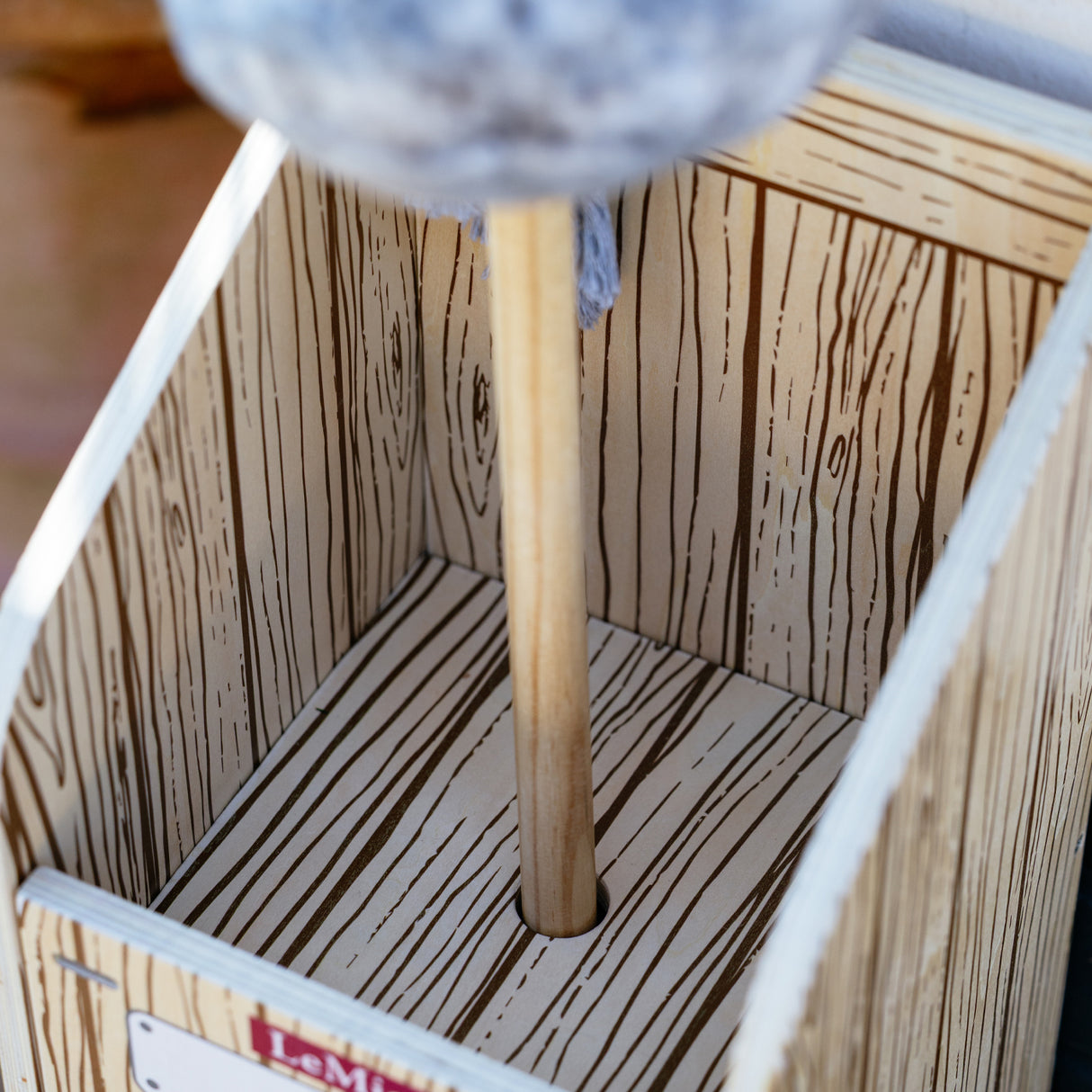 LeMieux Hobby Horse Wooden Stable