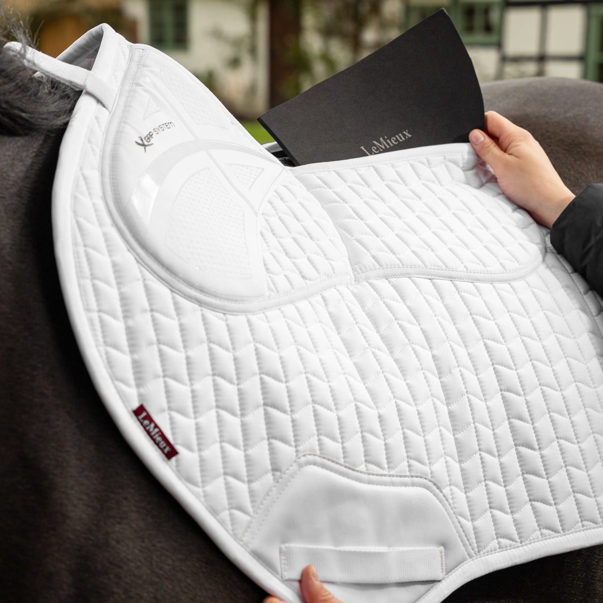 LeMieux ProSorb Plain Two Pocket Close Contact Saddle Pad